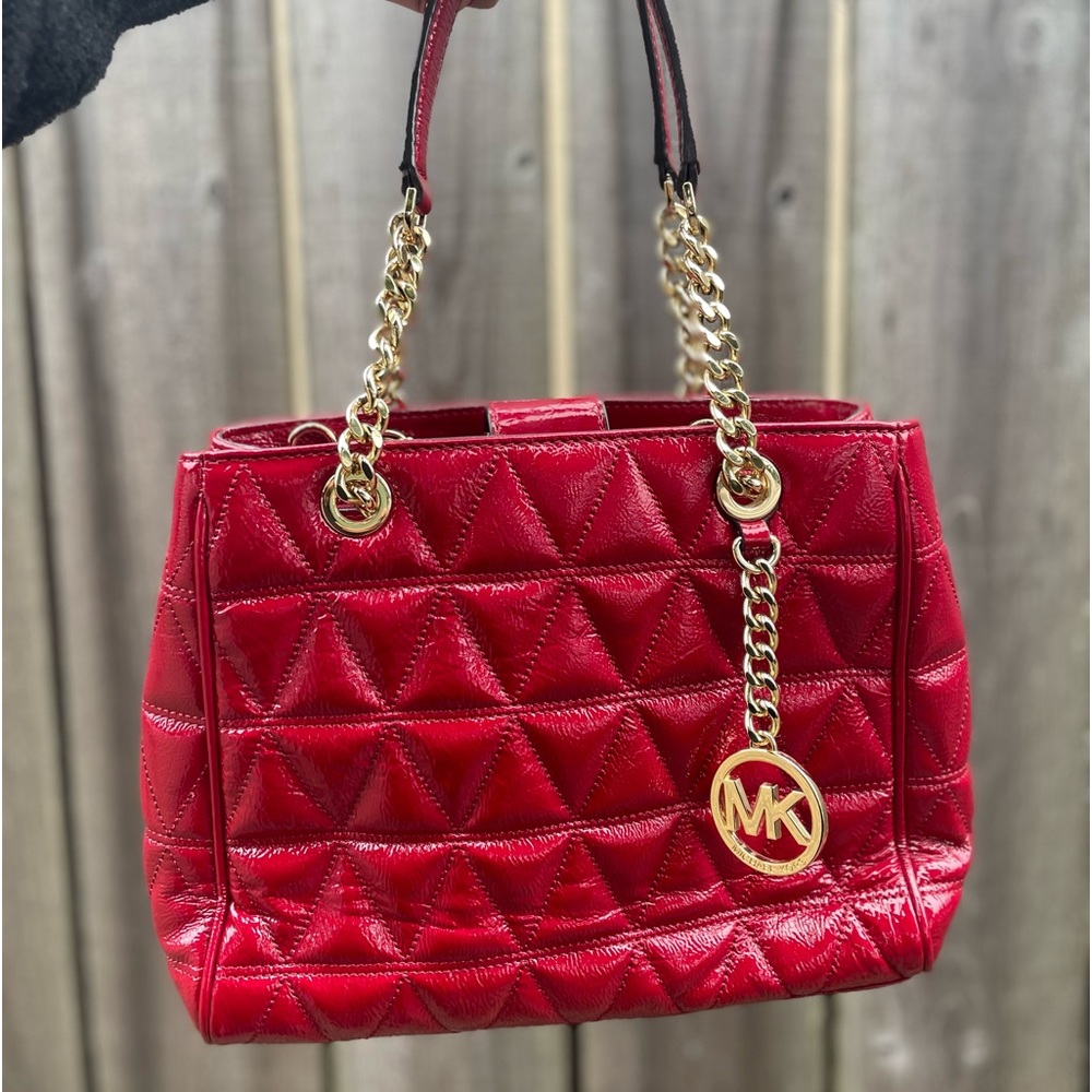 Michael Kors Quilted Tote Crossbody Bag Patent Leather - Cherry